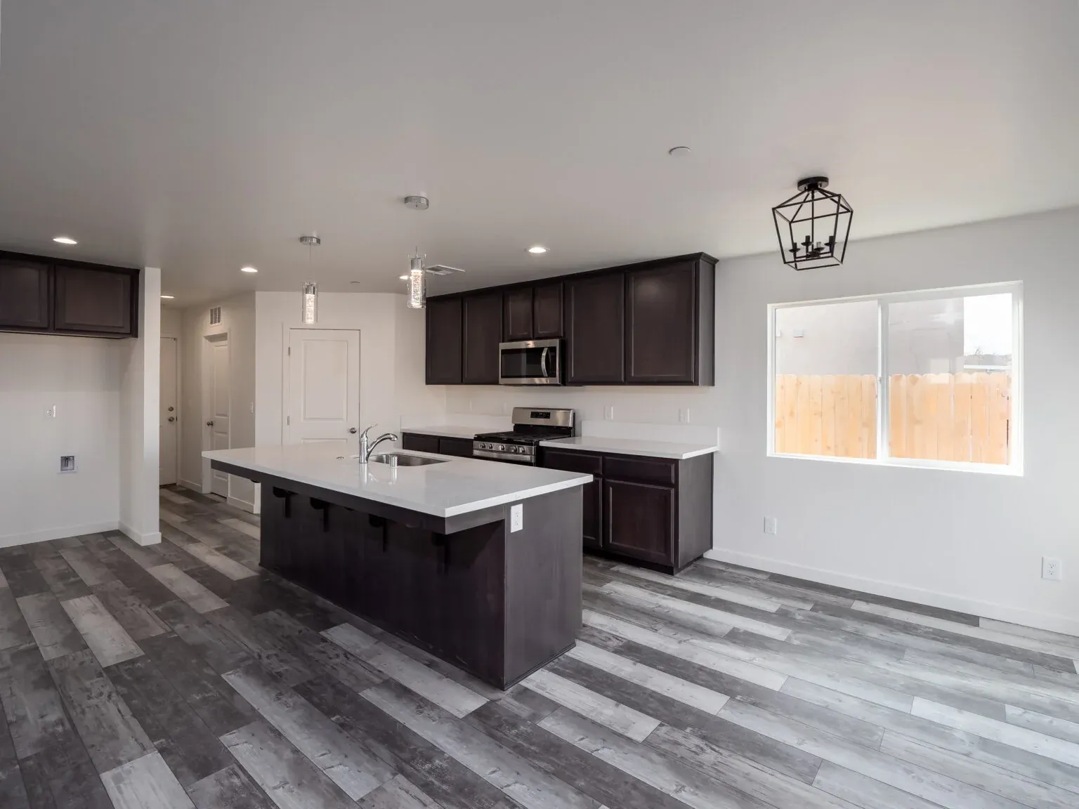 The Tranquil Abode: Kitchen, alternate view