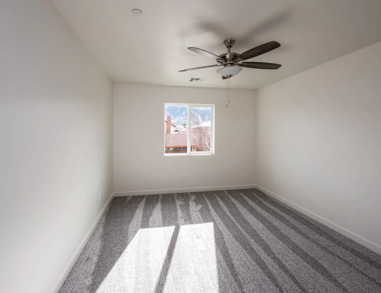 The Tranquil Abode: Primary bedroom