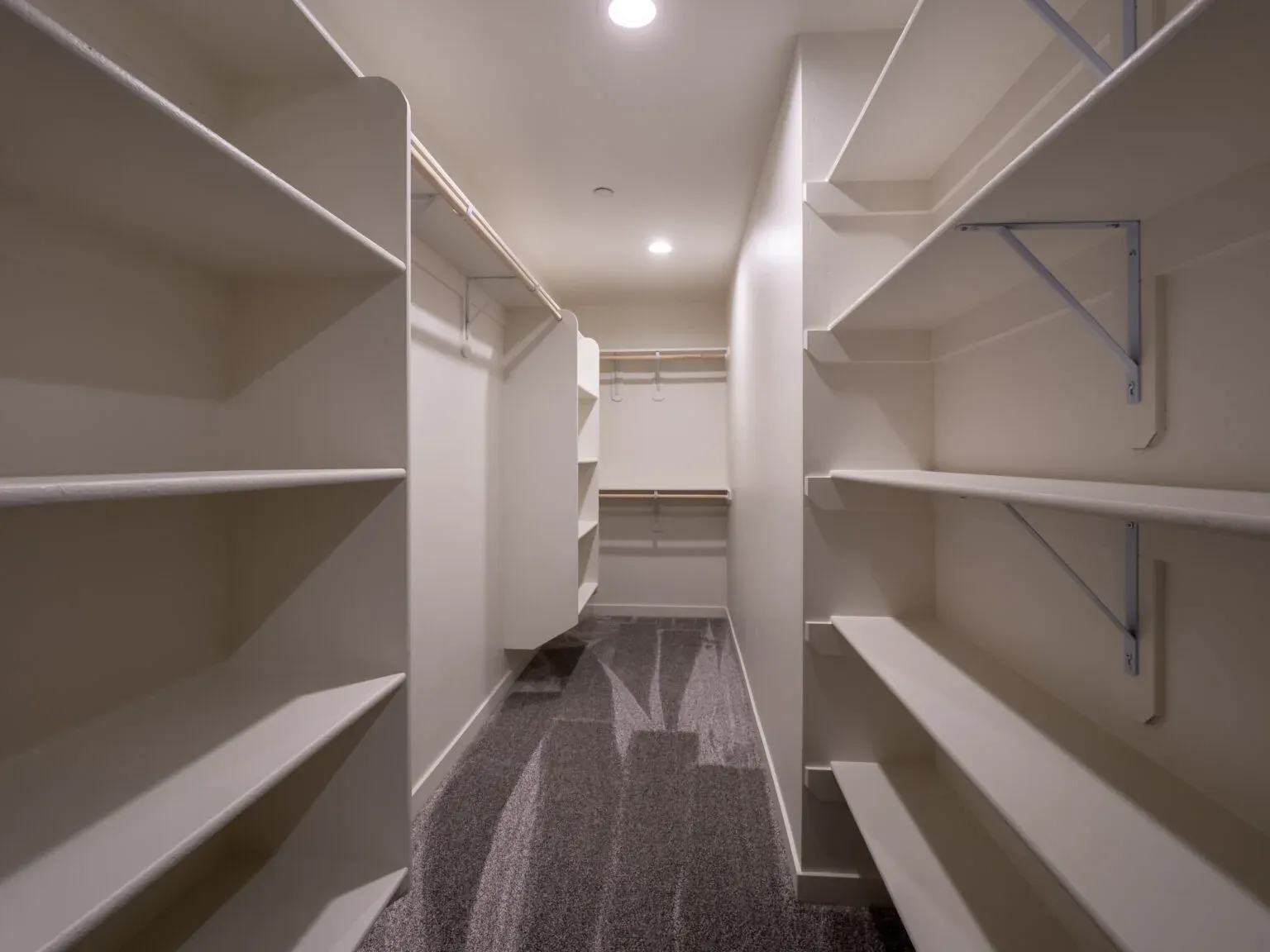 The Tranquil Abode: Walk-in closet