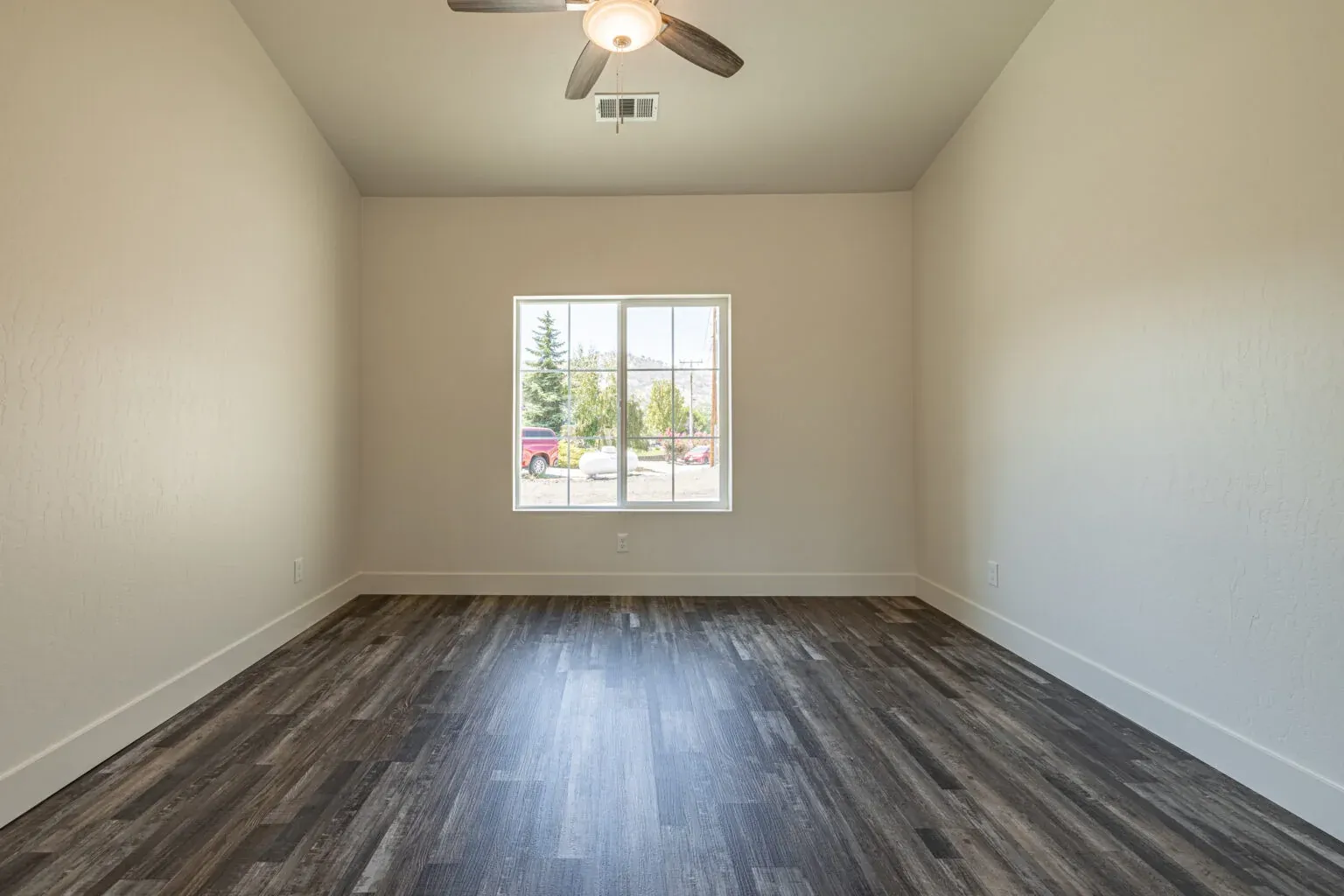 Sunset Retreat: Bedroom 2